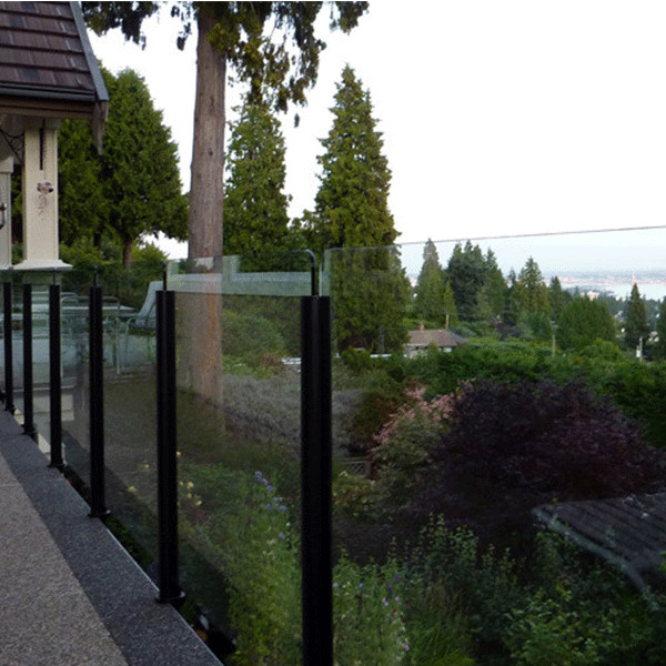 powder coated black post tempered glass railing