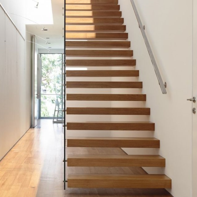 modern style indoor mono stringer glass wood staircase with stainless steel hanrail